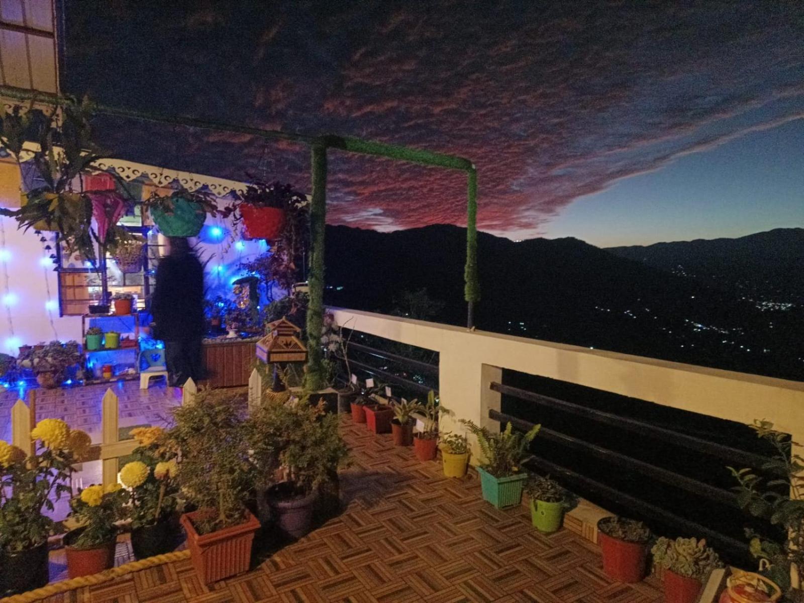 The Sunset Nest Offbeat Homestay Darjeeling  Luaran gambar