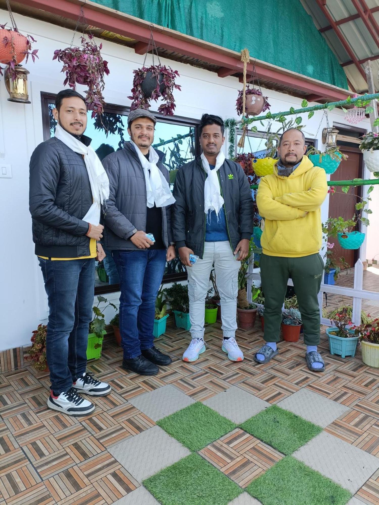 The Sunset Nest Offbeat Homestay Darjeeling  Luaran gambar